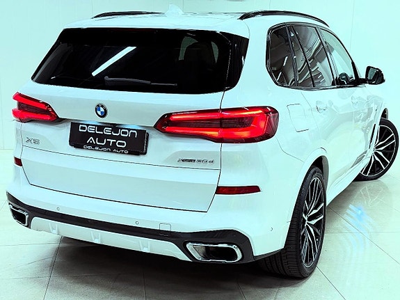 BMW X5 21 of 23