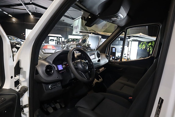 Mercedes-Benz Sprinter 211 11 of 20