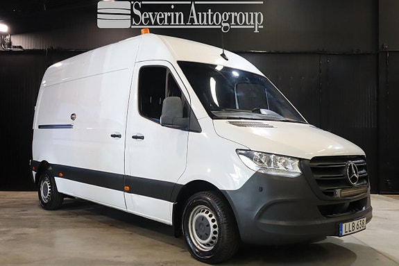 Mercedes-Benz Sprinter 211