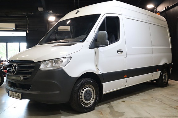 Mercedes-Benz Sprinter 211 3 of 20