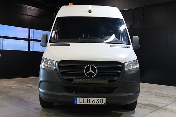 Mercedes-Benz Sprinter 211 2 of 20