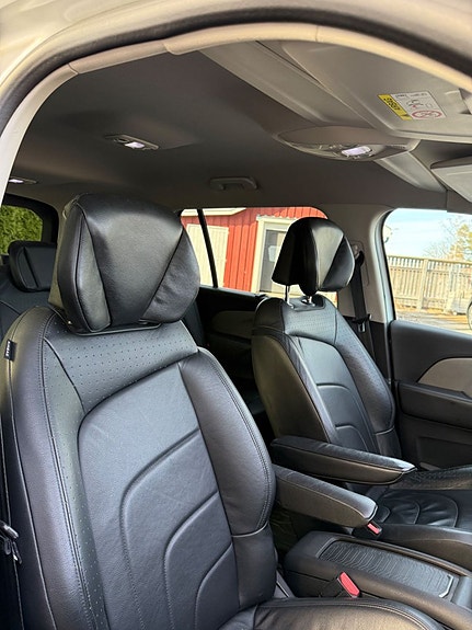 Citroen Grand C4 Picasso 11 of 18