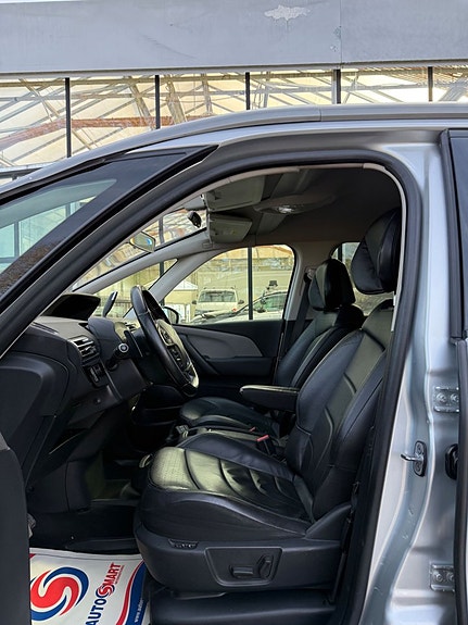 Citroen Grand C4 Picasso 6 of 18