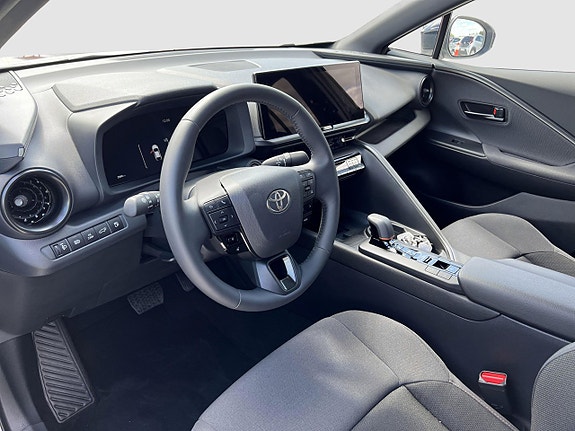 Toyota C-HR 9 of 13