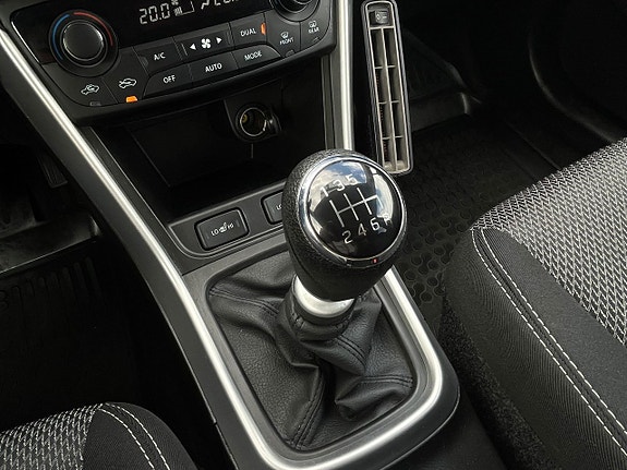 Suzuki S-Cross 25 of 26