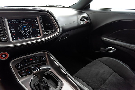Dodge Challenger 14 of 21