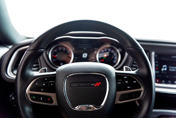 Dodge Challenger 9 of 21