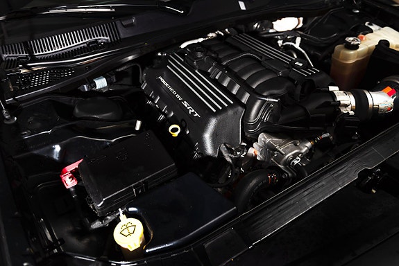 Dodge Challenger 6 of 21