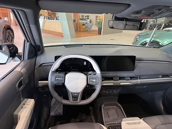 Kia EV3 10 of 13