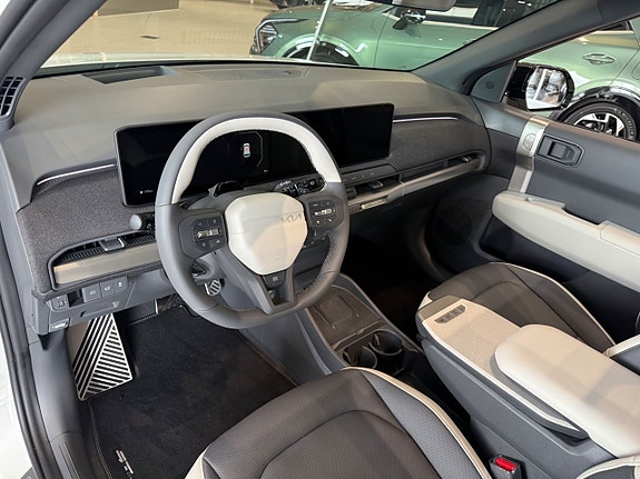 Kia EV3 5 of 13