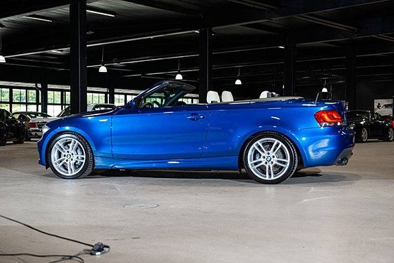 BMW 135i 2 of 5