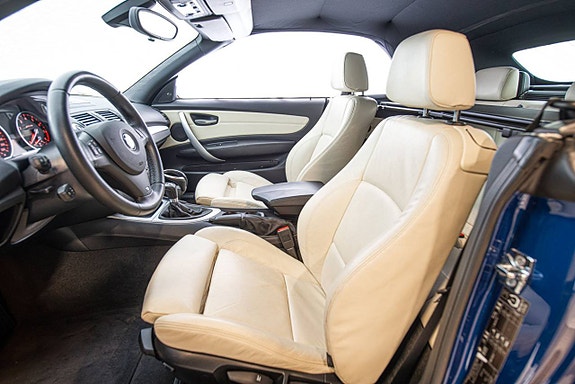 BMW 135i 12 of 24