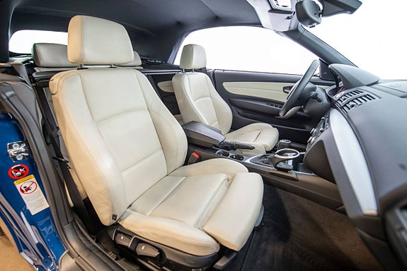 BMW 135i 16 of 24