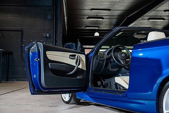 BMW 135i 10 of 24