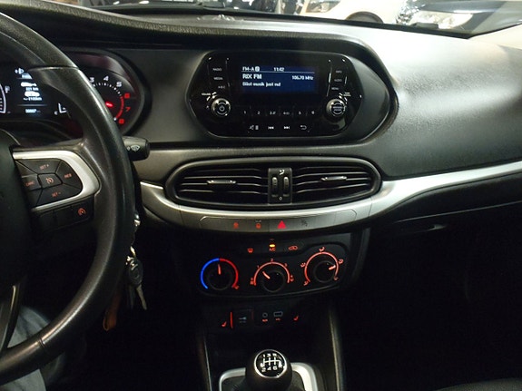 Fiat Tipo 9 of 10