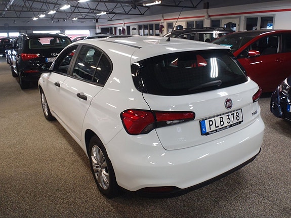 Fiat Tipo 4 of 5