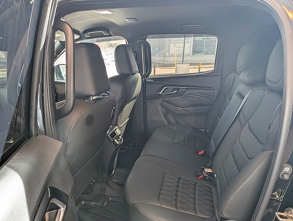 Isuzu D-max 6 of 6