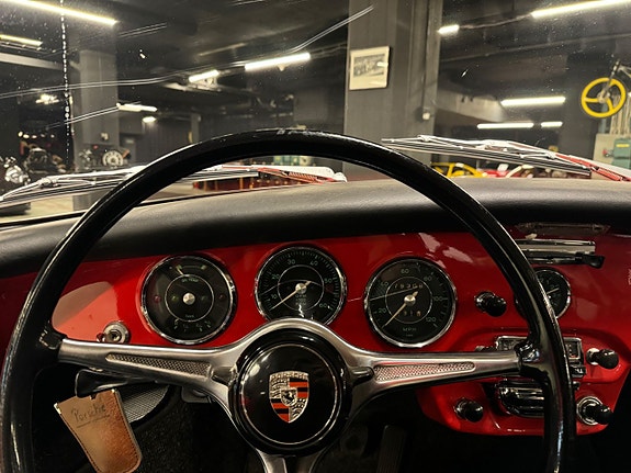 Porsche 356 16 of 21