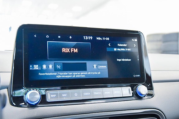 Hyundai Kona 16 of 21