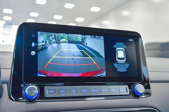 Hyundai Kona 14 of 21