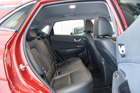 Hyundai Kona 12 of 21
