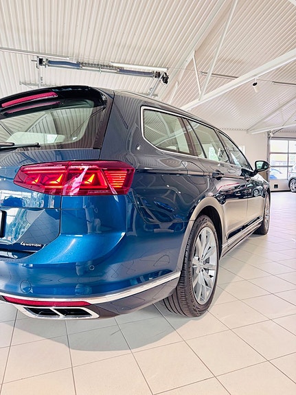 Volkswagen Passat 3 of 5