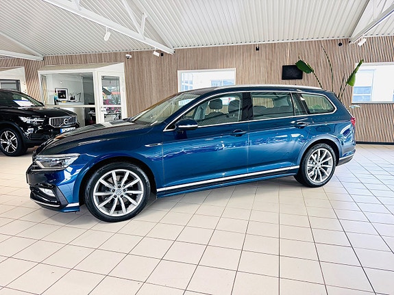 Volkswagen Passat 10 of 18