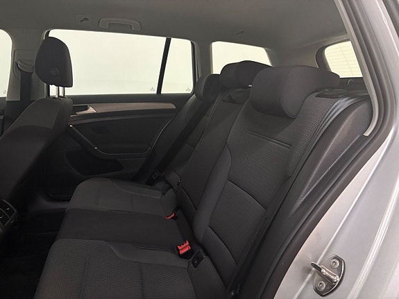 Volkswagen Golf I 19 of 22