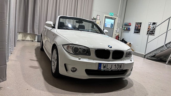 BMW 118i 6 of 27