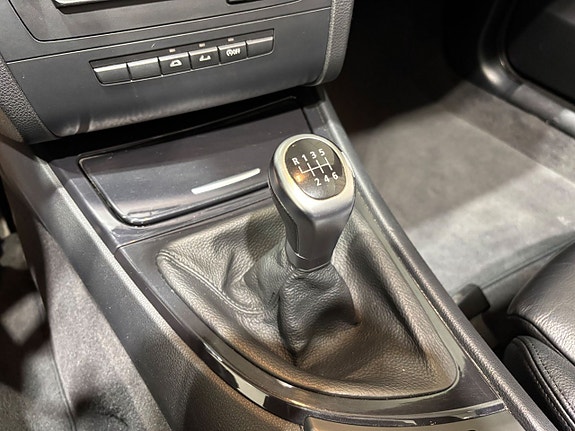 BMW 118i 17 of 27