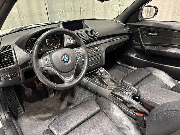 BMW 118i 14 of 27