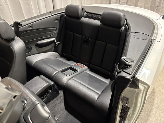 BMW 118i 13 of 27