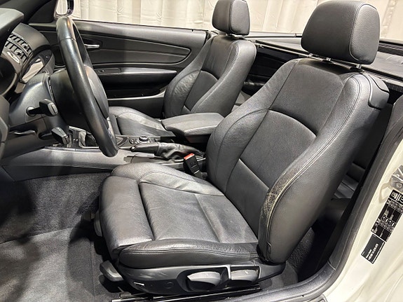 BMW 118i 11 of 27