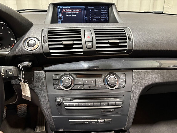 BMW 118i 18 of 27