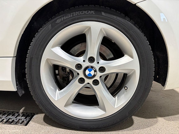BMW 118i 26 of 27