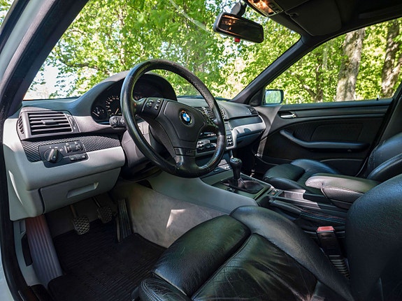 BMW 320 14 of 17