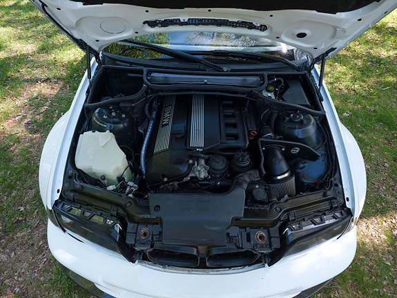 BMW 320 11 of 17