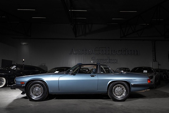 Jaguar XJ 7 of 23