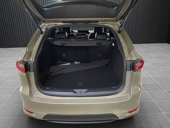 Mazda CX-60 12 of 13