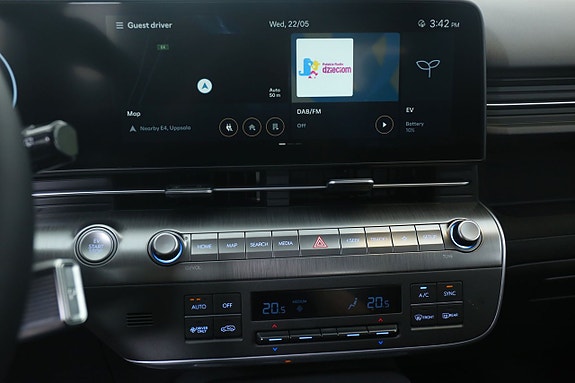 Hyundai Kona 17 of 21