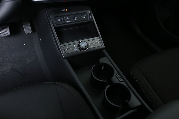 Hyundai Kona 15 of 21