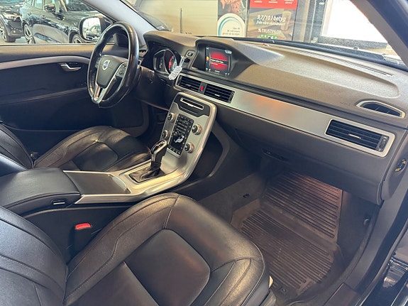 Volvo S80 10 of 16
