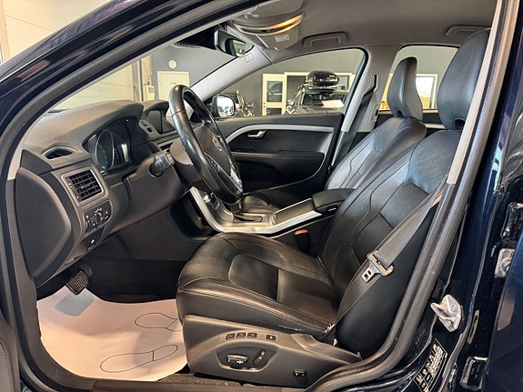Volvo S80 8 of 16