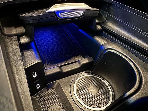 Mercedes-Benz E300 e 22 of 26