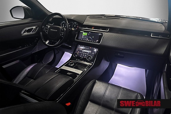 Land Rover Range Rover Velar 13 of 16