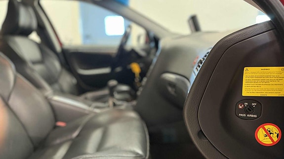 Volvo S60 18 of 19