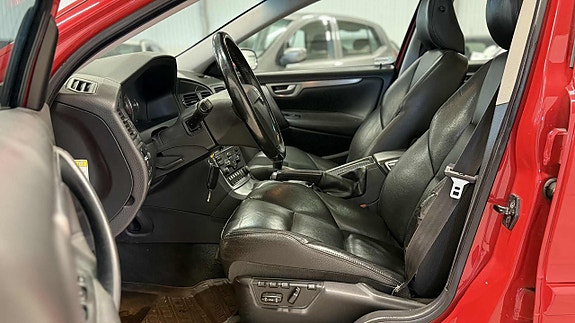 Volvo S60 11 of 19