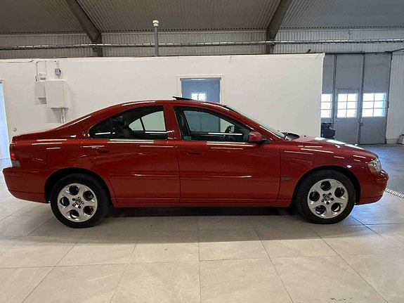 Volvo S60 5 of 19