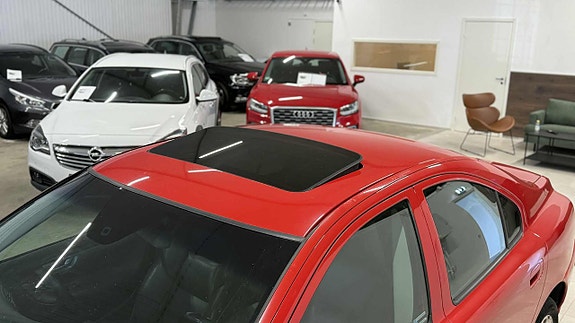 Volvo S60 4 of 19