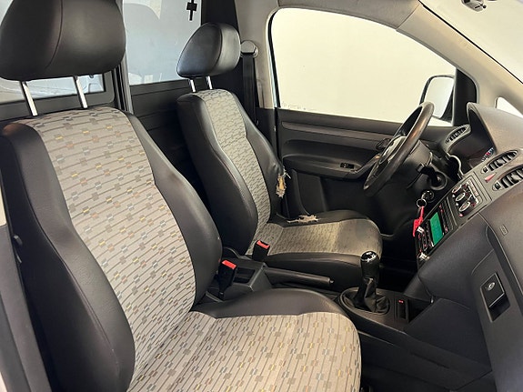 Volkswagen Caddy 17 of 21
